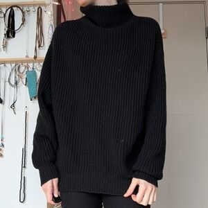wilfred Montpellier turtleneck